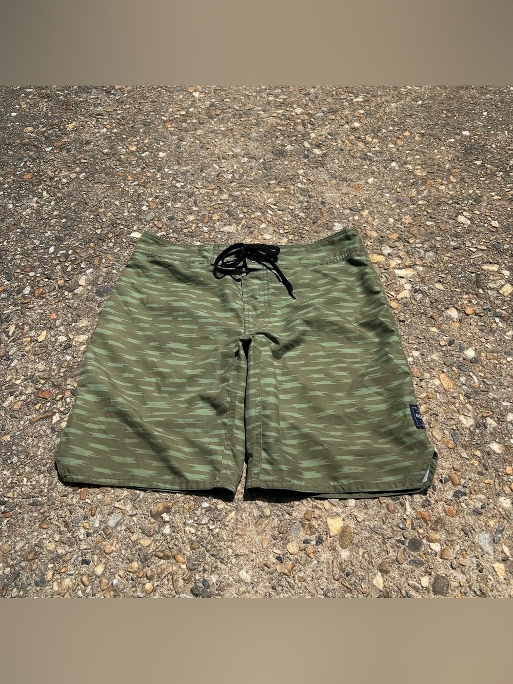 Roark Olive Green Patterned 9.5 in Swim Board Shorts